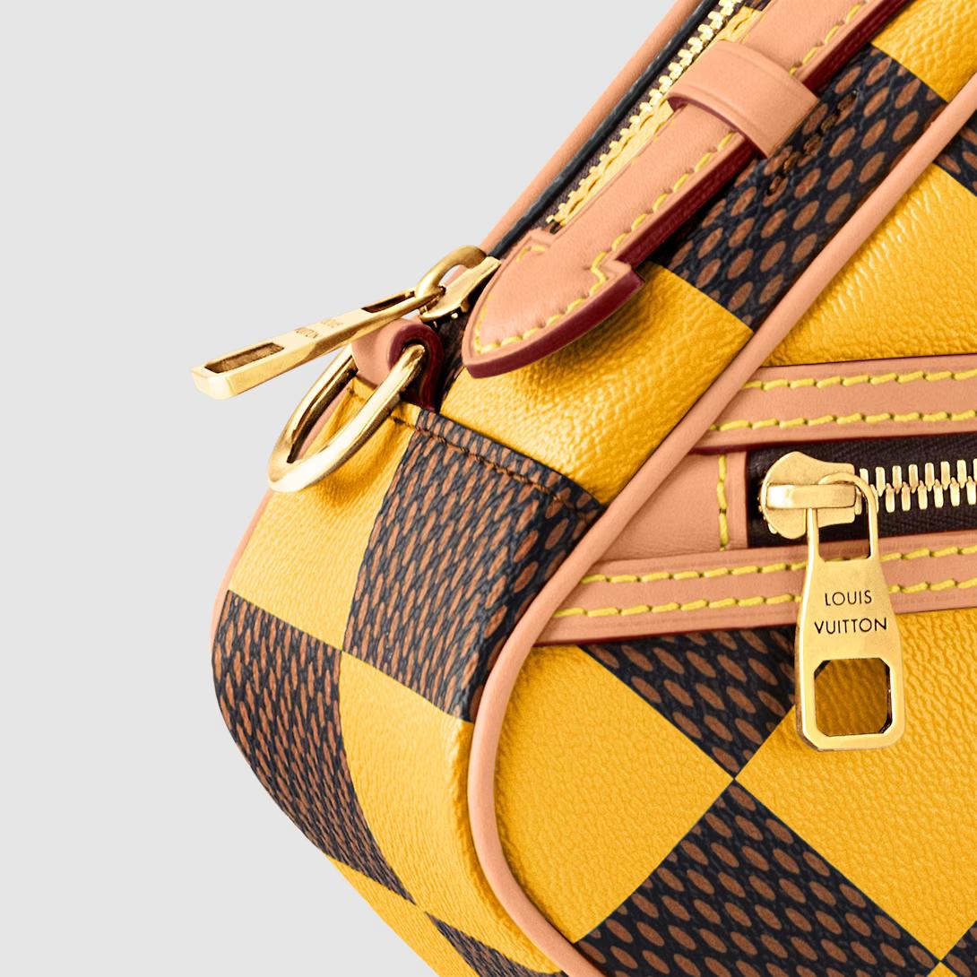 Túi Louis Vuitton Chess Messenger Damier Other Nam Vàng